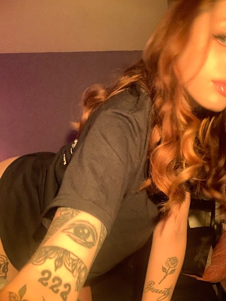 Nacktes geleaktes OnlyFans-Foto von Jenna