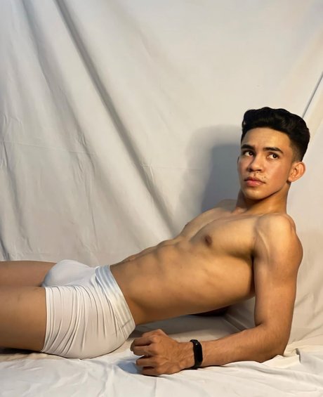 Nacktes geleaktes OnlyFans-Foto von Dhaniel Carvajal