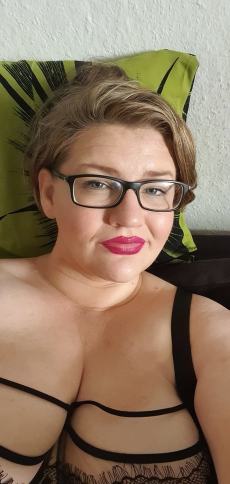 Nacktes geleaktes OnlyFans-Foto von Sexylola