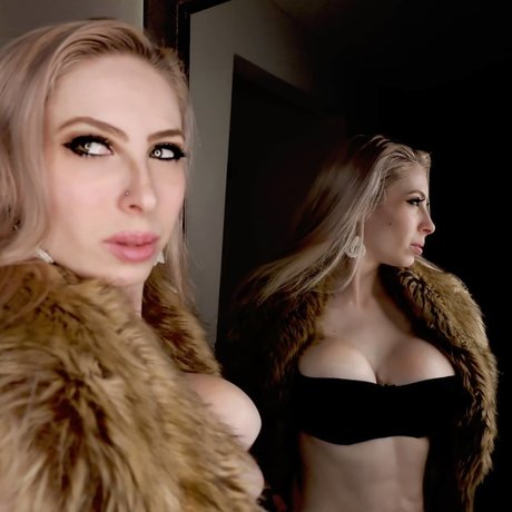 Nacktes geleaktes OnlyFans-Foto von Pinkprincesszee  Free