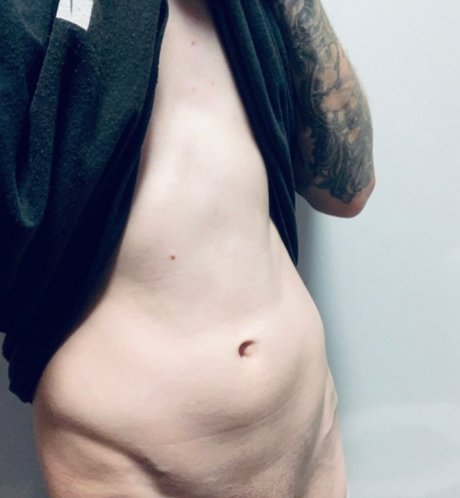 Nacktes geleaktes OnlyFans-Foto von Jamie