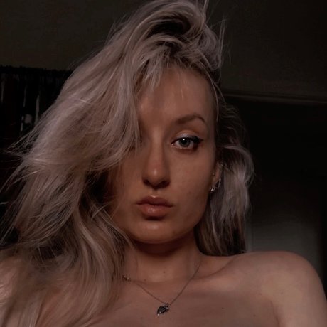 Nacktes geleaktes OnlyFans-Foto von Milly