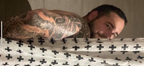 Nacktes geleaktes OnlyFans-Foto von Dan