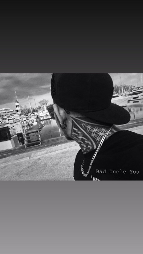Nacktes geleaktes OnlyFans-Foto von Bad Uncle You
