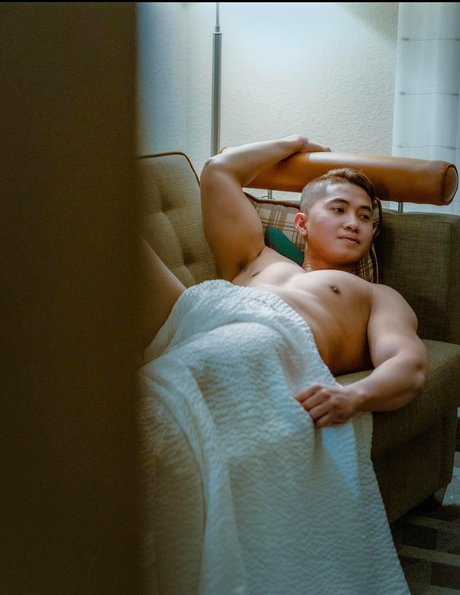 Nacktes geleaktes OnlyFans-Foto von Junel Drapete
