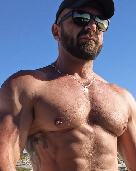 Nacktes geleaktes OnlyFans-Foto von Gayfitmuscle