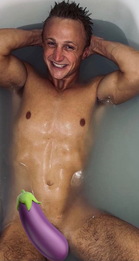 Nacktes geleaktes OnlyFans-Foto von Mike