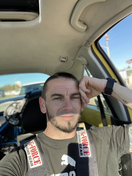 Nacktes geleaktes OnlyFans-Foto von Richard Enyamoth