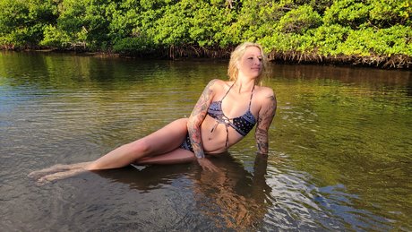 Nacktes geleaktes OnlyFans-Foto von Jessij