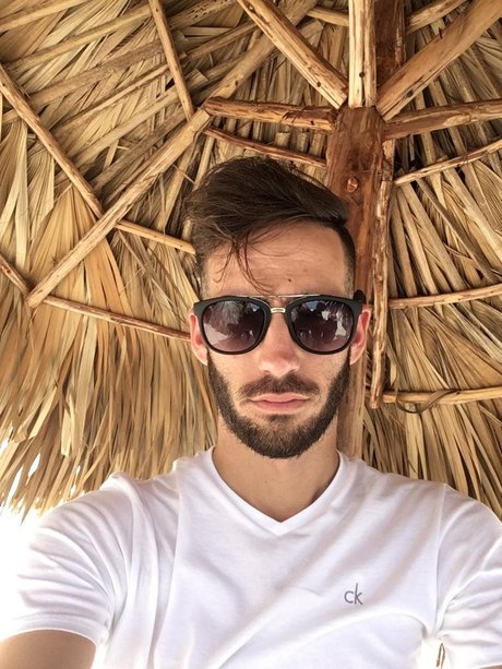 Nacktes geleaktes OnlyFans-Foto von Deniel