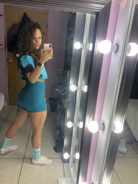 Nacktes geleaktes OnlyFans-Foto von Abril
