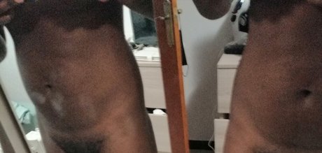 Nacktes geleaktes OnlyFans-Foto von Buscomamones
