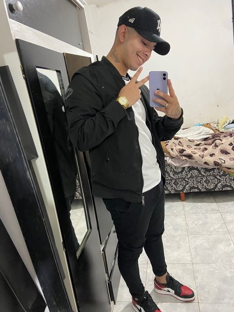 Nacktes geleaktes OnlyFans-Foto von Tahiel