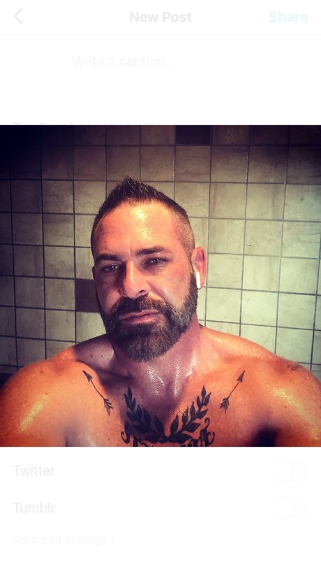 Nacktes geleaktes OnlyFans-Foto von Frank Rizzo