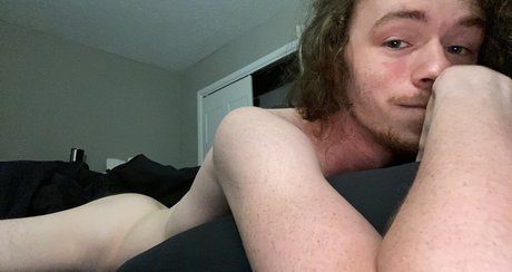 Nacktes geleaktes OnlyFans-Foto von Riann