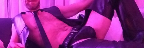 Nacktes geleaktes OnlyFans-Foto von Flutiesteak
