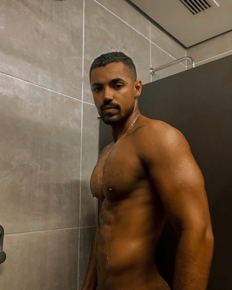 Nacktes geleaktes OnlyFans-Foto von Peter Sin