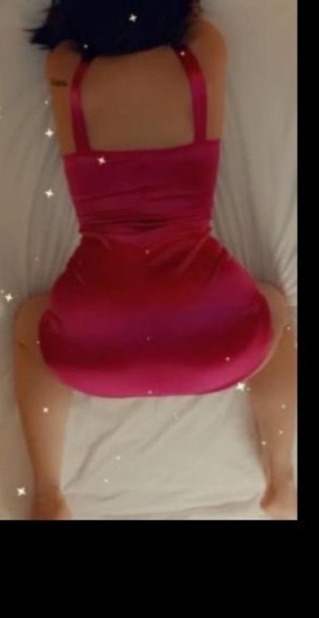 Nacktes geleaktes OnlyFans-Foto von Rican Queen