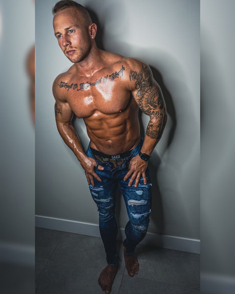 Nacktes geleaktes OnlyFans-Foto von The Fit Guy