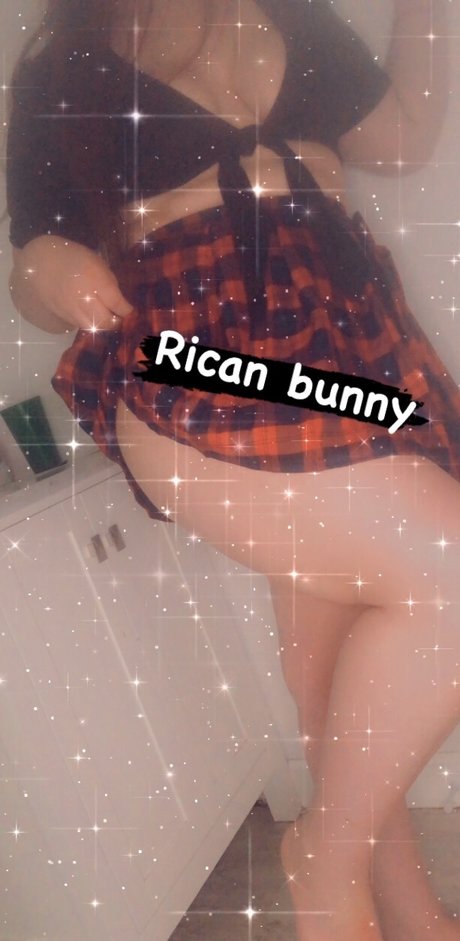 Nacktes geleaktes OnlyFans-Foto von Rican Bunny