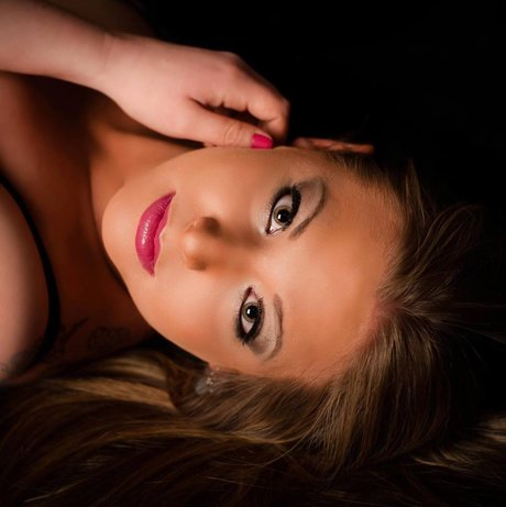 Nacktes geleaktes OnlyFans-Foto von Meg Smoke