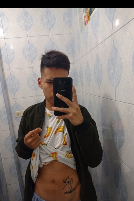 Nacktes geleaktes OnlyFans-Foto von Oliver Vaca