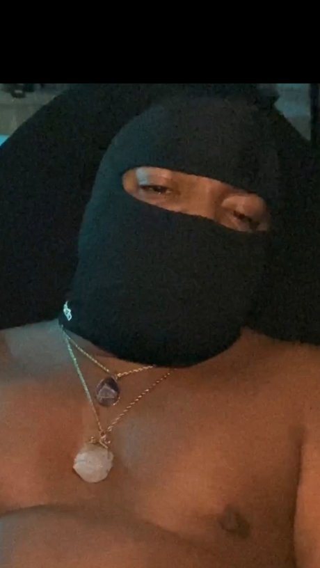 Nacktes geleaktes OnlyFans-Foto von Pogo
