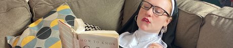 Nacktes geleaktes OnlyFans-Foto von Sister Marrianne