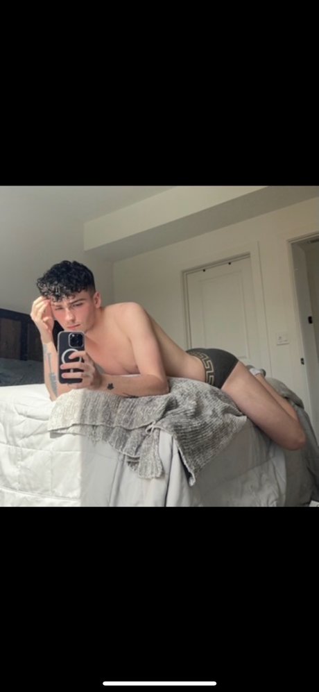 Nacktes geleaktes OnlyFans-Foto von Myott 