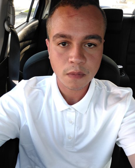 Nacktes geleaktes OnlyFans-Foto von Latin