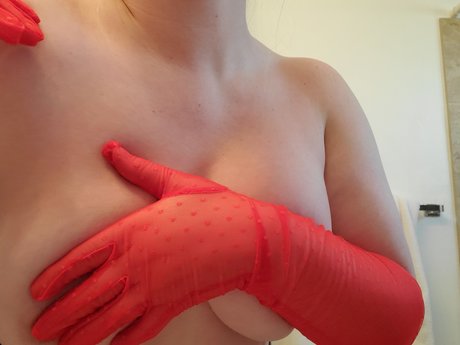 Nacktes geleaktes OnlyFans-Foto von Eve Blake 