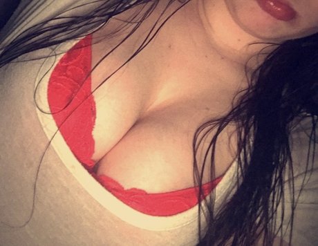 Nacktes geleaktes OnlyFans-Foto von Dixie Thick