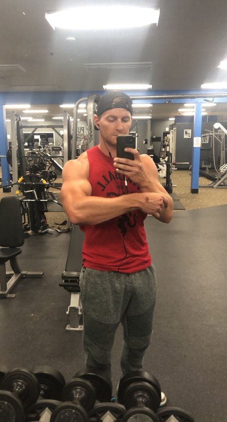 Nacktes geleaktes OnlyFans-Foto von Mitch Trelstad