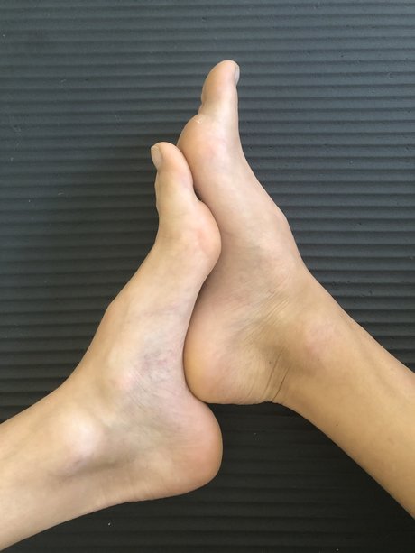 Nacktes geleaktes OnlyFans-Foto von Only Feet 4 U