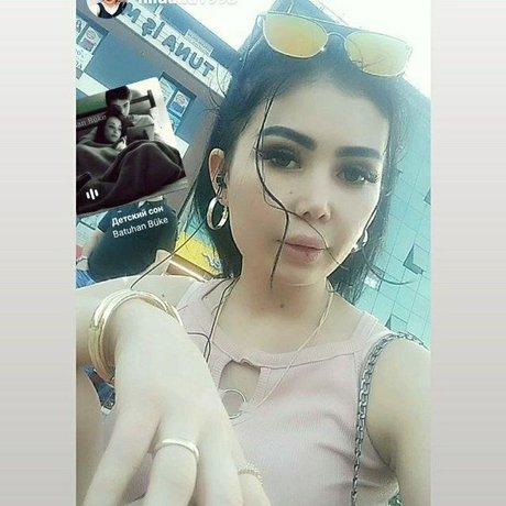 Nacktes geleaktes OnlyFans-Foto von Nil