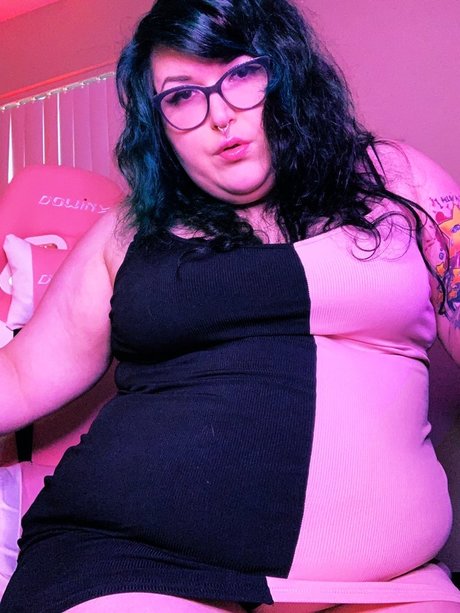 Size Queen Mcgee 