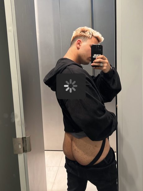 Nacktes geleaktes OnlyFans-Foto von Eduard