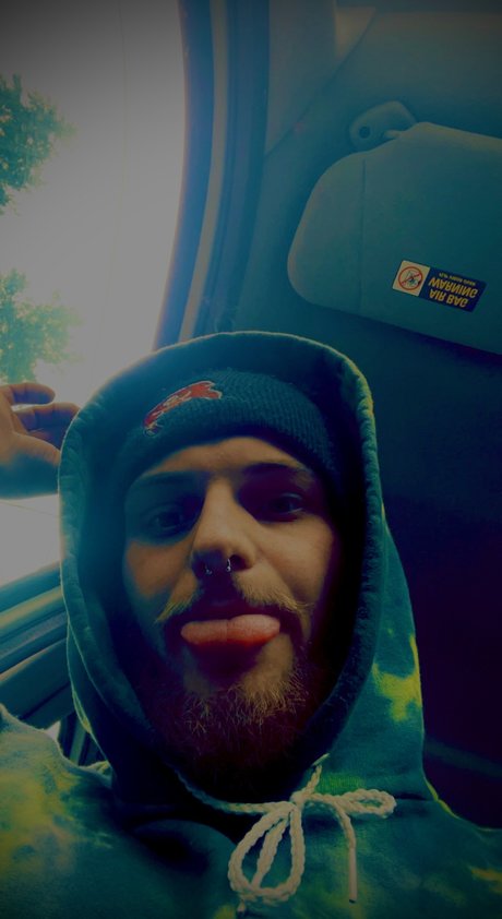 Nacktes geleaktes OnlyFans-Foto von Nathan Grafing