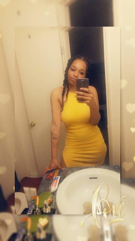 Nacktes geleaktes OnlyFans-Foto von Malaysia