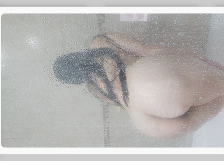 Nacktes geleaktes OnlyFans-Foto von Entra Con Tarjeta De Credito O De Debito