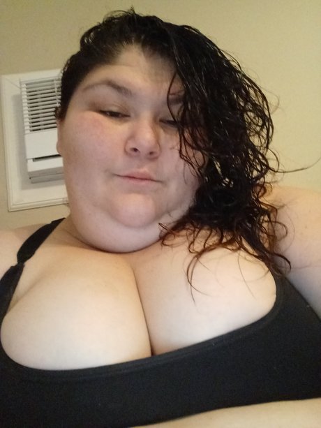Nacktes geleaktes OnlyFans-Foto von Fattygirlbunny