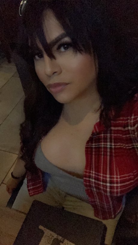 Nacktes geleaktes OnlyFans-Foto von Khloe Transexual