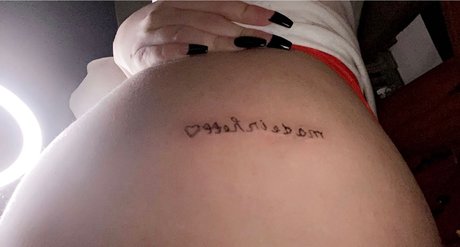 Nacktes geleaktes OnlyFans-Foto von Kenzie