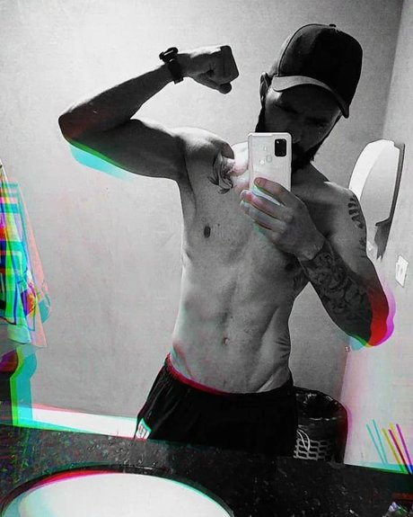 Nacktes geleaktes OnlyFans-Foto von Joo Paulo