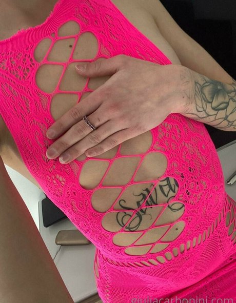 Nacktes geleaktes OnlyFans-Foto von Giulieeet