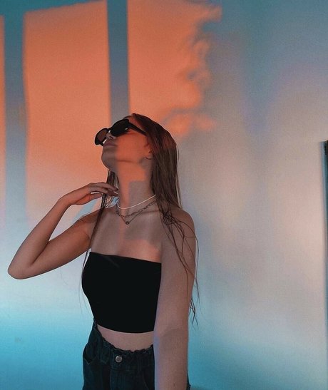 Nacktes geleaktes OnlyFans-Foto von Girlnoshoes