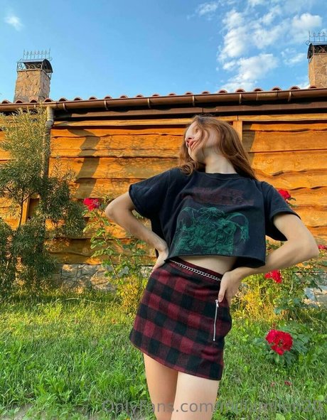 Nacktes geleaktes OnlyFans-Foto von Millamilen20