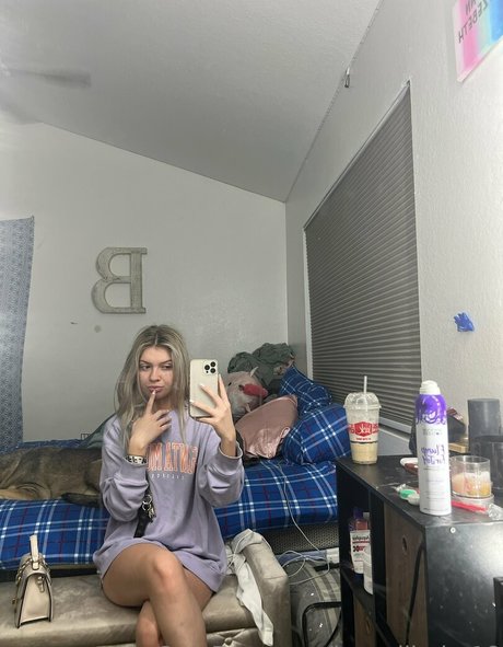 Brandibaby18