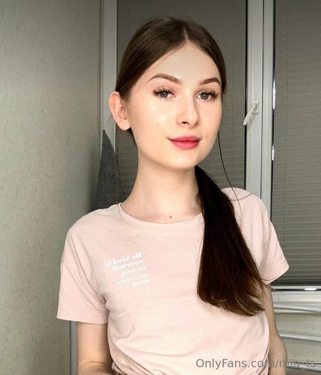 Nacktes geleaktes OnlyFans-Foto von Miats