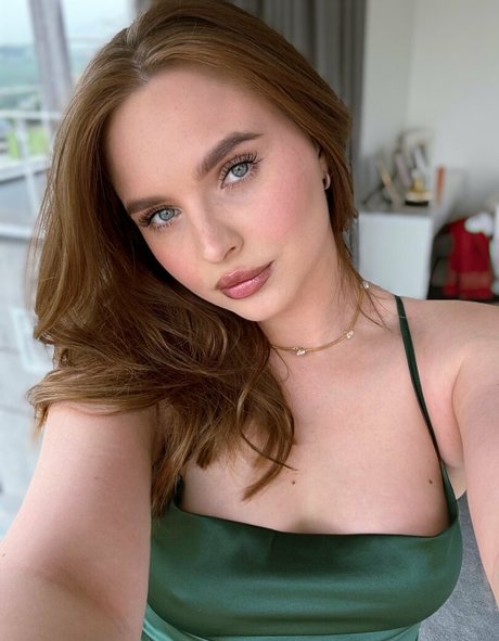 Nacktes geleaktes OnlyFans-Foto von Lilathrills